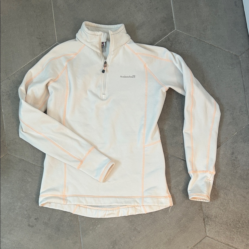 Avalanche Cream Pullover Athletic Half Zip Cold Weather Size M